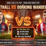 Ảnh bìa nhận định và soi kèo trận đấu giữa Southall vs Dorking Wanderers lúc 21h00 ngày 20/09 trực tiếp trên Xoilac TV.